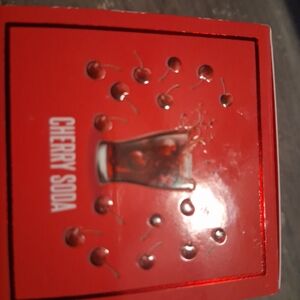 Jeffree Star Cherry Soda Lip Scrub